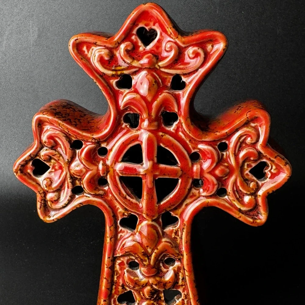 N/A ornate ceramic